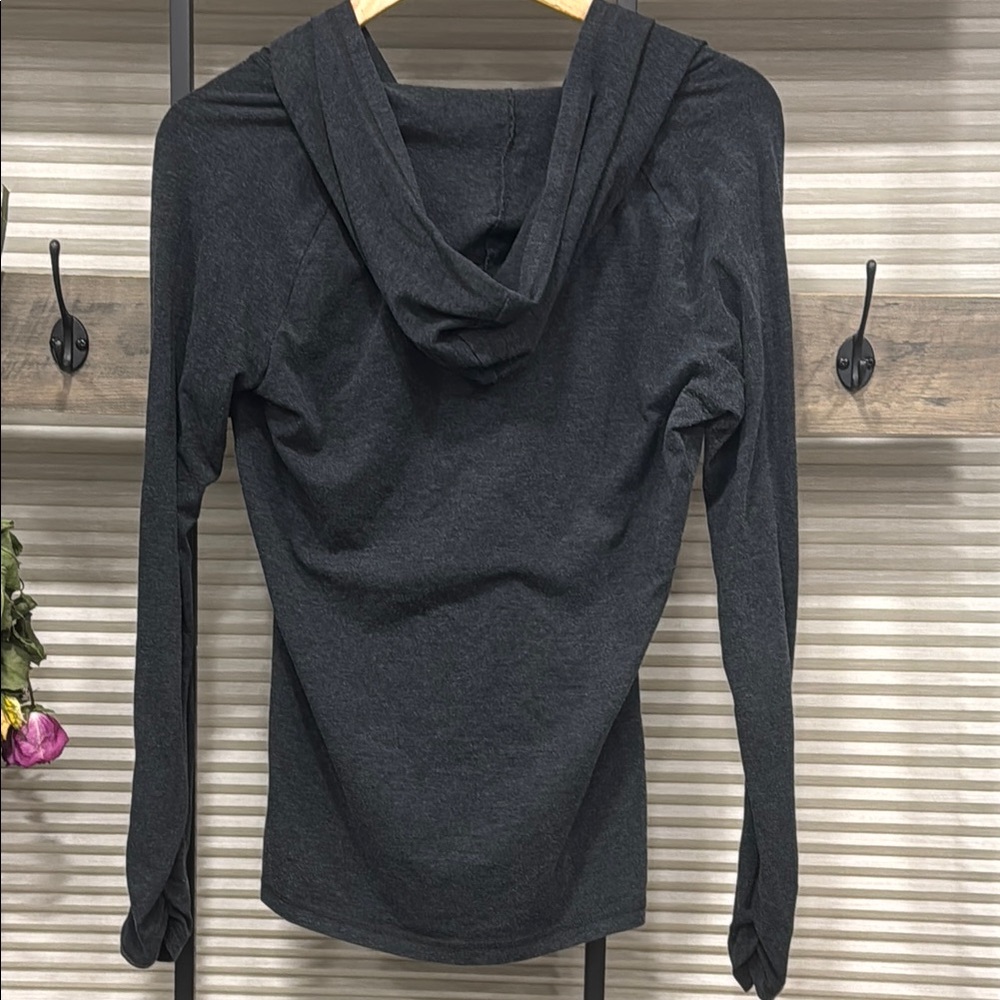 Puma Black V-Neck Top with Pink Logo - Picture 8 of 8